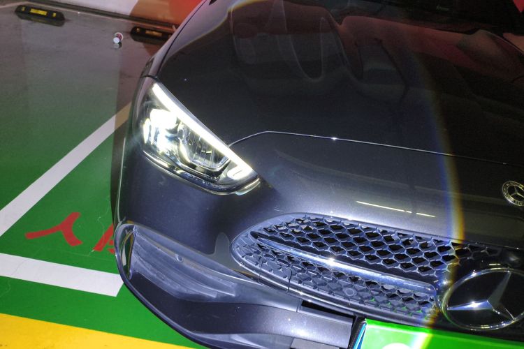 奔驰C级 2022款 改款 C 260 L 皓夜运动版车身外观8