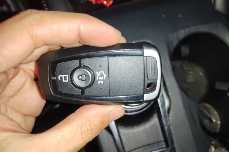 福特 福克斯 2021款 两厢 EcoBoost 180 自动锋潮型中控内饰11