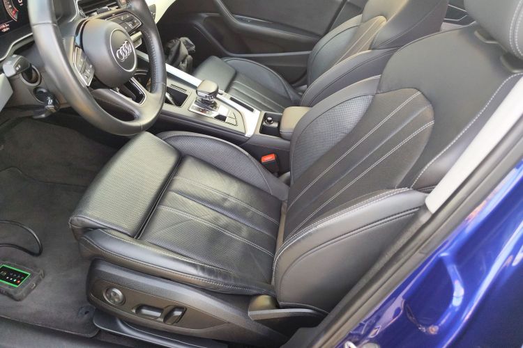 奥迪A4L 2020款 40 TFSI 时尚动感型局部细节19