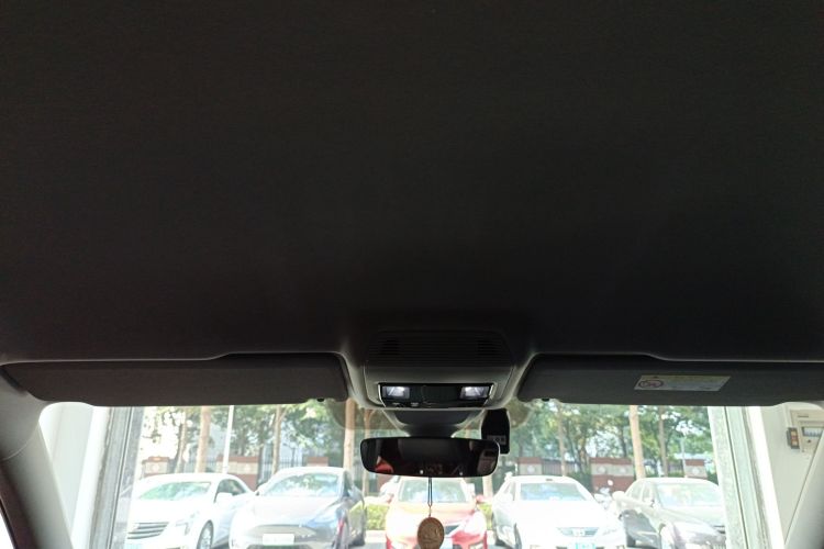 大众 途昂 2024款 330TSI 两驱龙腾版中控内饰22