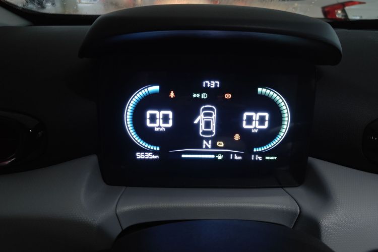 零跑汽车 零跑T03 2023款 200轻享版中控内饰14