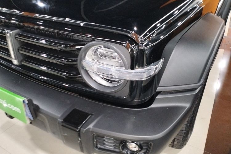 坦克300 2021款 越野版 2.0T 征服者局部细节36