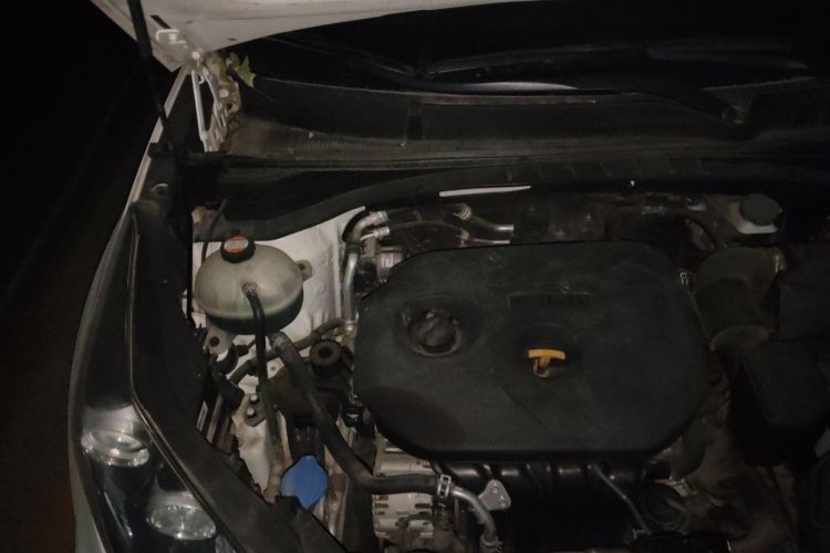 起亚KX5 2016款 2.0L 自动两驱Premium局部细节9006