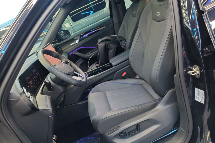 大众 途观L 2025款 PRO 380TSI 两驱 R-Line 智领版中控内饰19