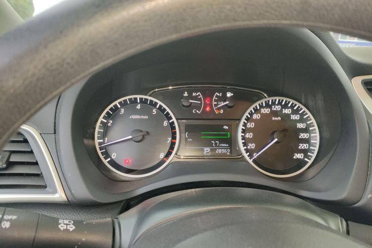 日产 轩逸 2022款 经典 1.6XE CVT舒适版中控内饰14