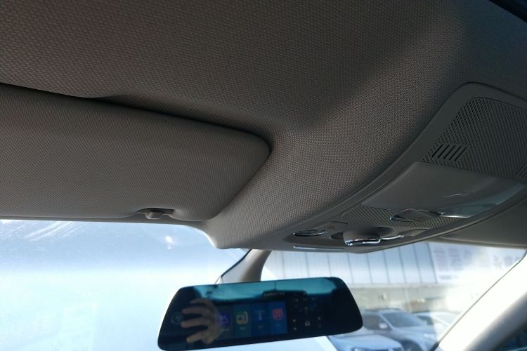 奥迪A4L 2013款 30 TFSI 自动舒适型中控内饰22