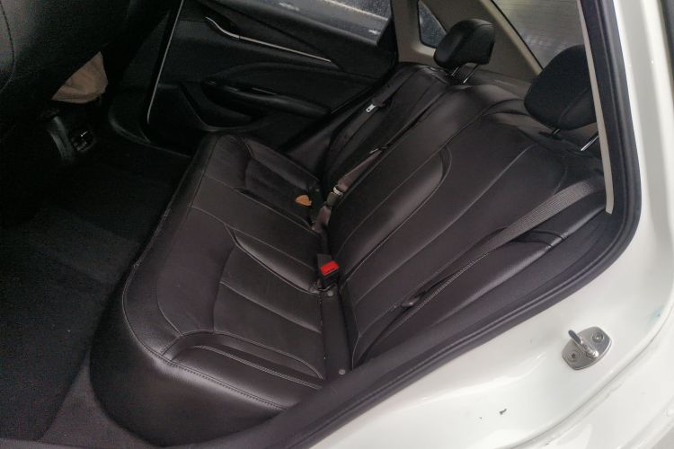 别克 英朗 2019款 18T 自动互联精英型 国V中控内饰21