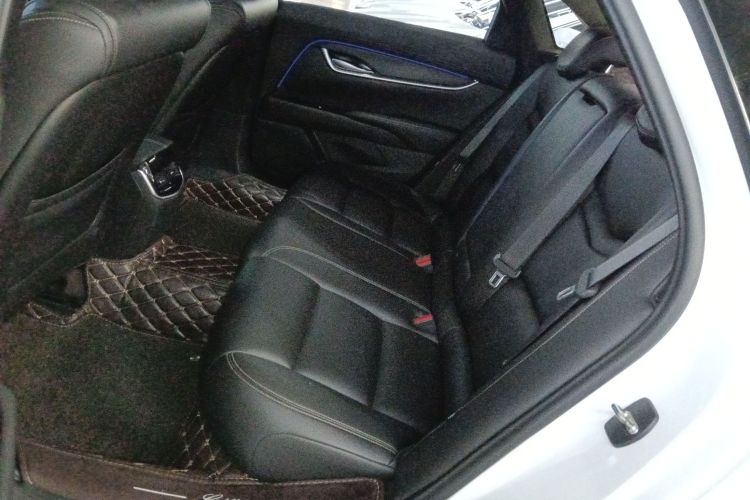 凯迪拉克XTS 2018款 28T 技术型中控内饰21