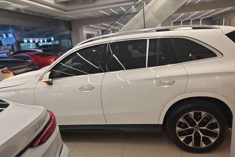 奔驰GLC 2023款 改款 GLC 260 L 4MATIC 豪华型 5座车身外观6003