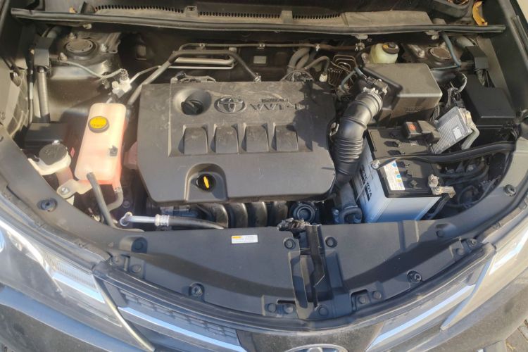 丰田 RAV4荣放 2015款 2.0L CVT两驱风尚版局部细节24