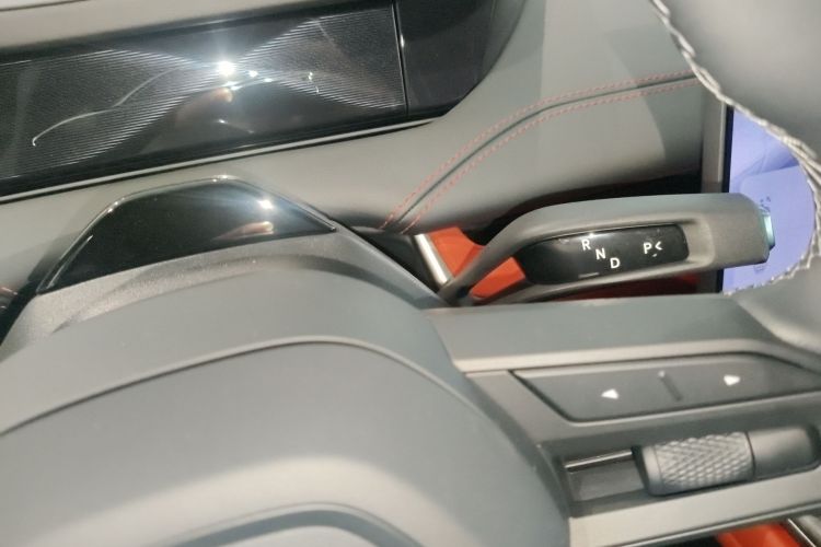 小米汽车 小米SU7 2024款 后驱超长续航高阶智驾Pro版中控内饰18