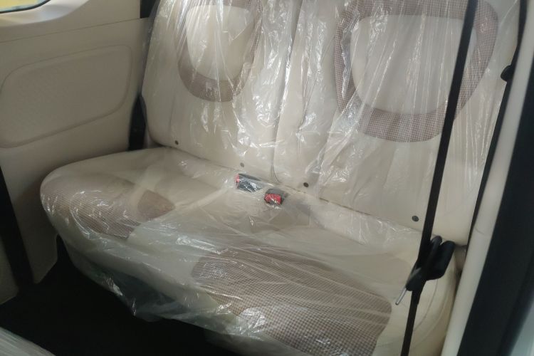 五菱汽车 宏光MINIEV 2024款 第三代 215km 青春版中控内饰21