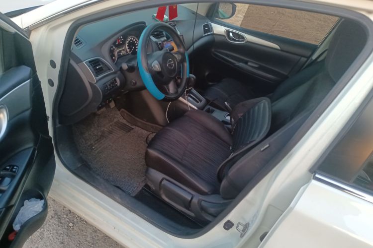 日产 轩逸 2021款 经典 1.6XE CVT舒适版中控内饰7003