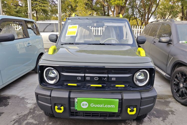 吉利银河 2025款 210km 熊猫骑士车身外观2