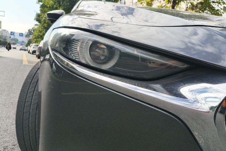 马自达3 昂克赛拉 2020款 2.0L 自动质炫版车身外观8