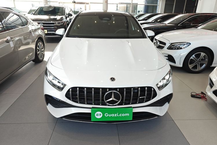 奔驰A级 2023款 A 200 L 时尚型车身外观2