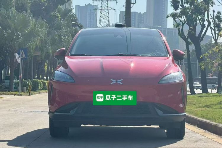 小鹏G3 2020款 520 尊享版车身外观2