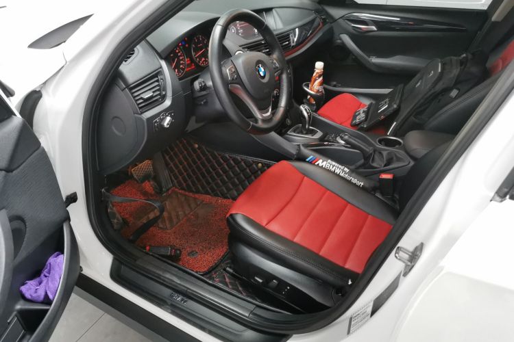 宝马X1 2015款 sDrive18i 时尚晋级版中控内饰19