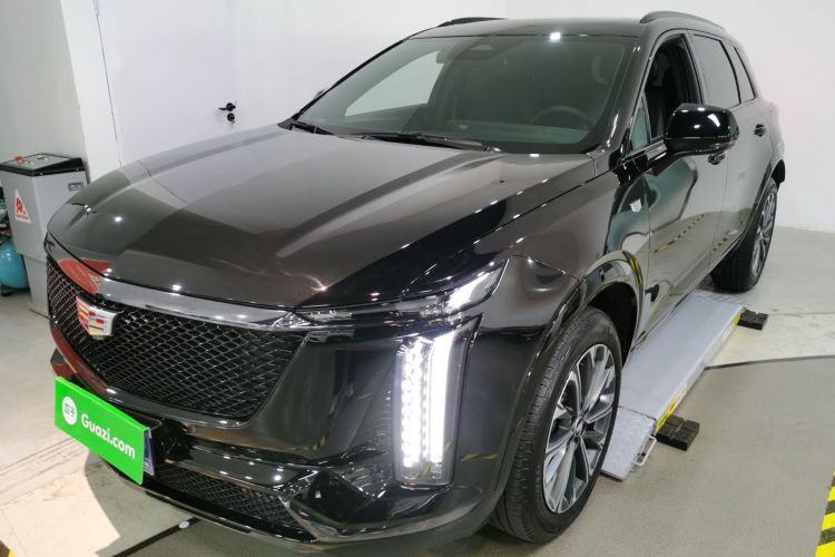凯迪拉克XT5 2025款 2.0T 豪华型车身外观1