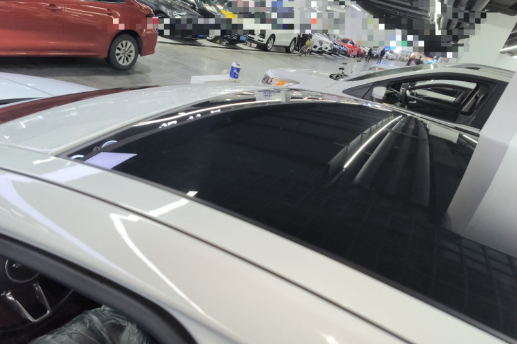 捷豹XEL 2020款 2.0T 200PS S进取优雅版局部细节57