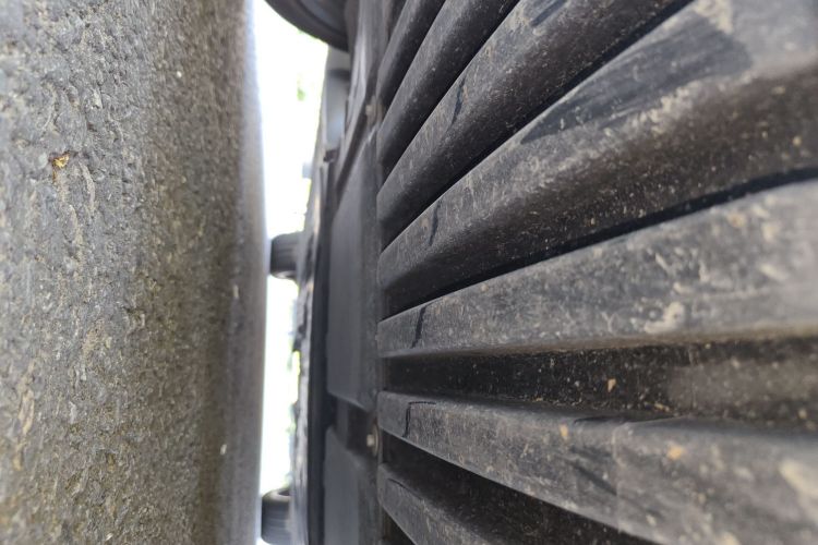 奔驰C级 2023款 C 260 L 皓夜运动版局部细节9008