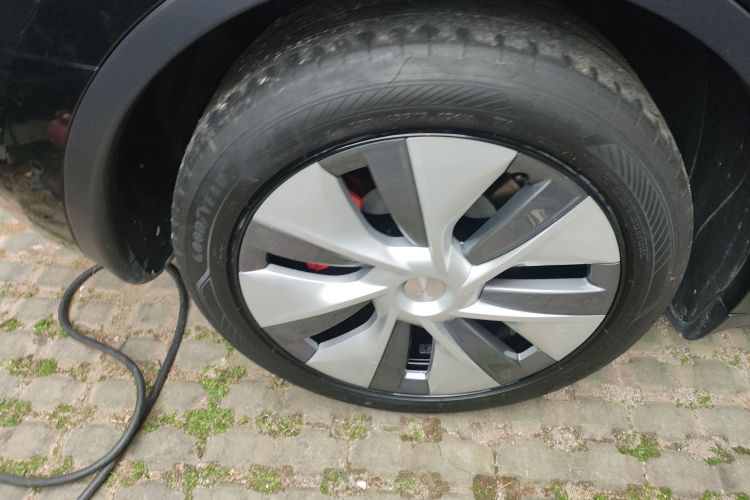 特斯拉 Model Y 2022款 后轮驱动版车身外观6008