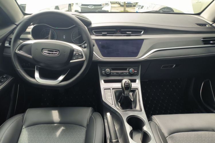 吉利汽车 帝豪 2021款 UP 1.5L 手动豪华型中控内饰12