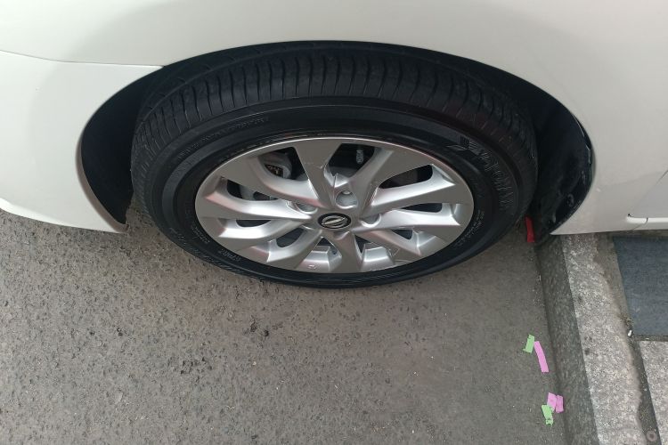 日产 轩逸 2018款 1.6XV CVT尊享版车身外观6007