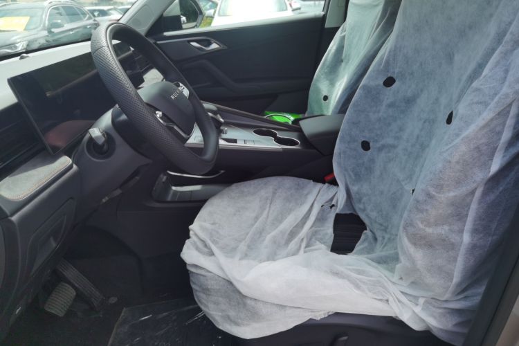 荣威D5X DMH 2024款 135旗舰版中控内饰19