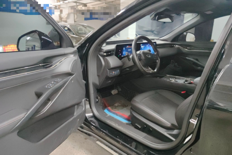 福特 蒙迪欧 2023款 EcoBoost 180 舒雅型中控内饰20