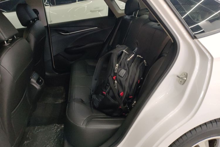 别克 英朗 2019款 18T 自动互联精英型 国VI中控内饰21