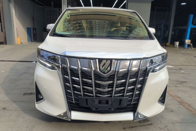 丰田 埃尔法 2015款 3.5L 豪华版车身外观2