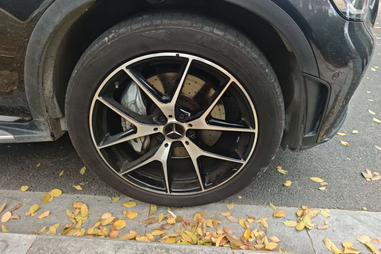 奔驰GLC AMG 2020款 AMG GLC 43 4MATIC车身外观10