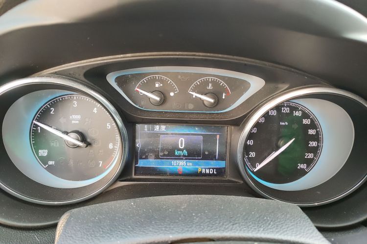 别克 昂科威 2017款 20T 两驱精英型中控内饰14