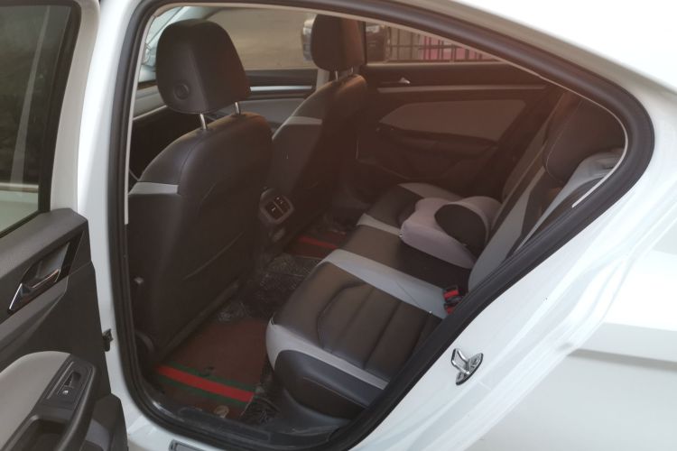 大众 宝来 2023款 280TSI DSG尊行版中控内饰7004