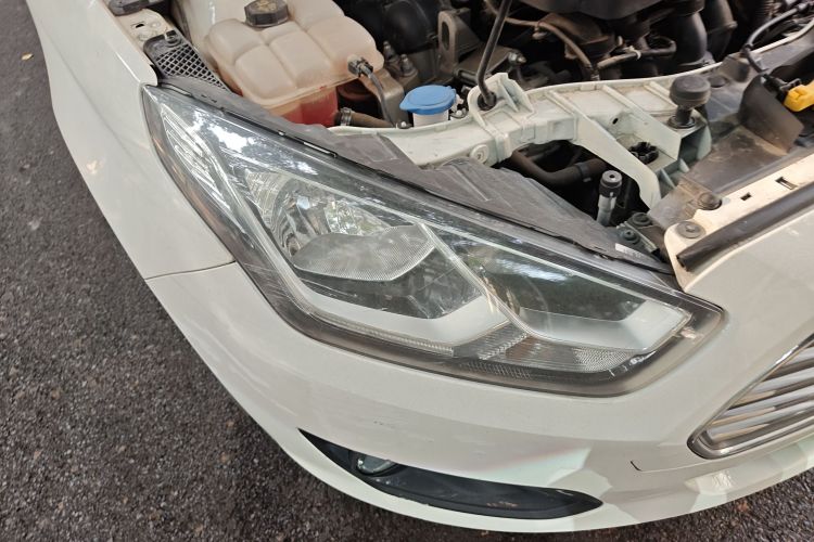 福特 福睿斯 2017款 幸福版 1.5L 自动时尚型车身外观6006