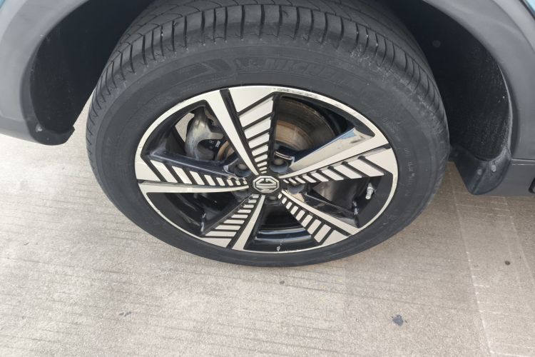 名爵EZS纯电动 2019款 E-Pro版车身外观6008