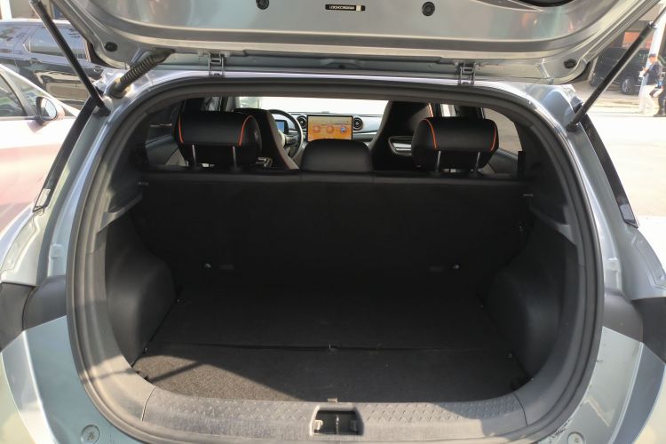 比亚迪 海豚 2021款 405km 时尚版机舱底盘23