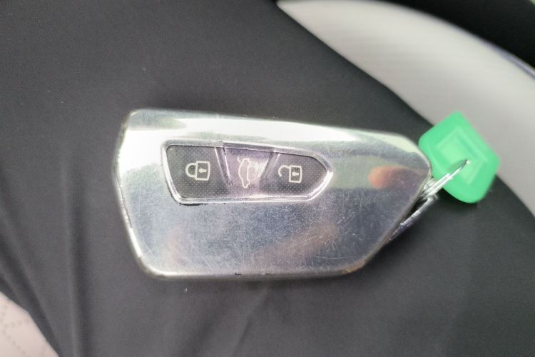 大众 ID.6 X 2021款 Pro 极智长续航版中控内饰11