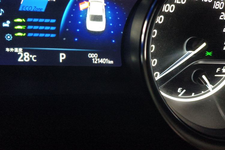 丰田 凯美瑞 2018款 双擎 2.5HG 豪华版中控内饰15