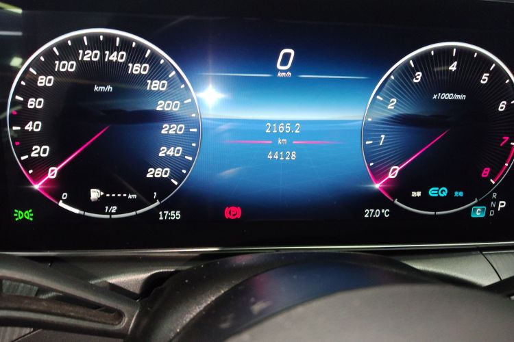 奔驰C级 2022款 改款 C 200 L 运动版中控内饰14