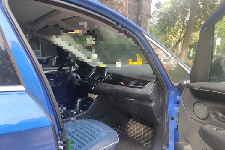 宝马2系旅行车 2018款 218i 尊享型运动套装局部细节9005