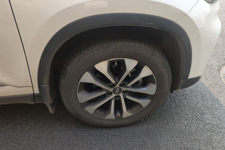 奇瑞 瑞虎8 2018款 1.5TCI 手动特供版 7座车身外观10