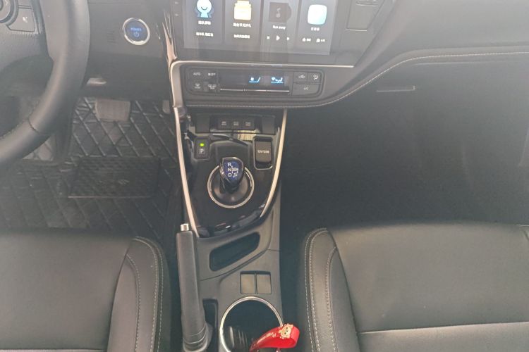 丰田 卡罗拉 2017款 改款双擎 1.8L E-CVT精英版中控内饰18