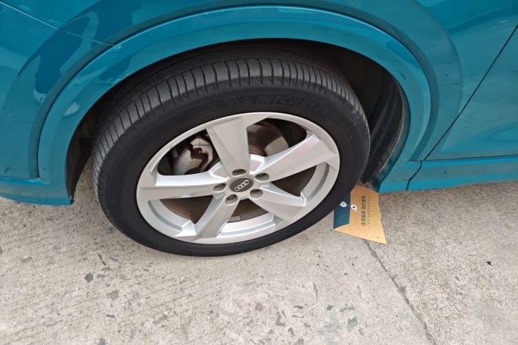 奥迪Q2L 2018款 35 TFSI 时尚致雅型 国VI车身外观6007