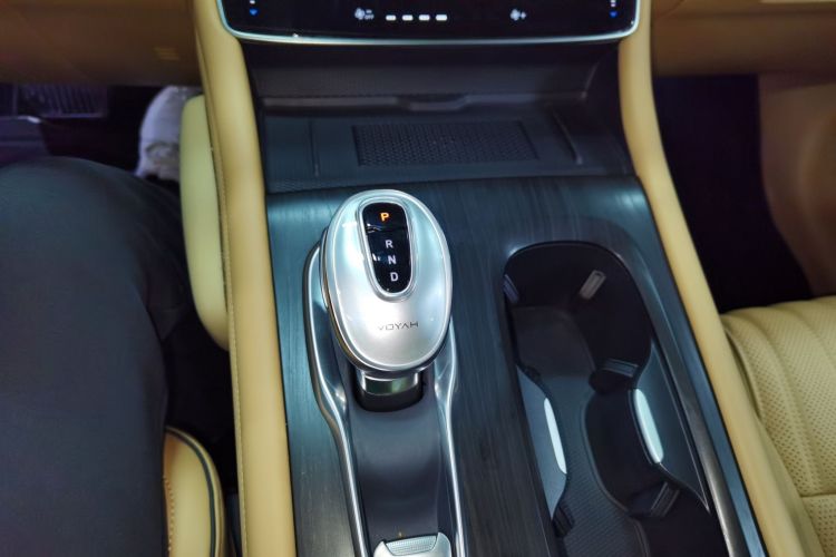 岚图汽车 岚图梦想家 2024款 PHEV 超长续航旗舰版局部细节18