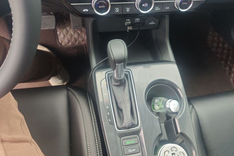 本田 型格 2022款 240TURBO CVT科技版中控内饰18