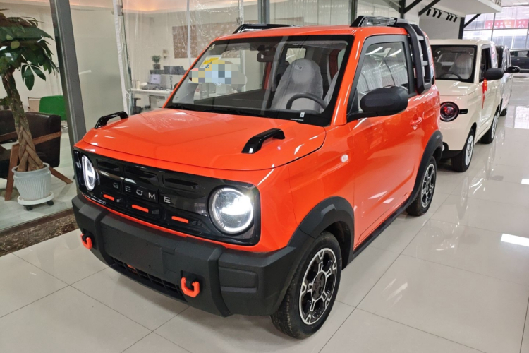 吉利银河 2025款 210km 熊猫骑士车身外观1