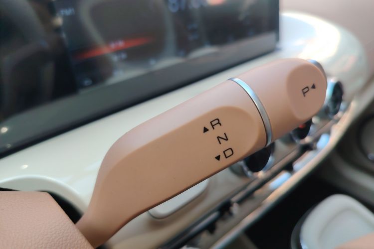 五菱汽车 五菱缤果 2025款 333km 悦享款中控内饰18