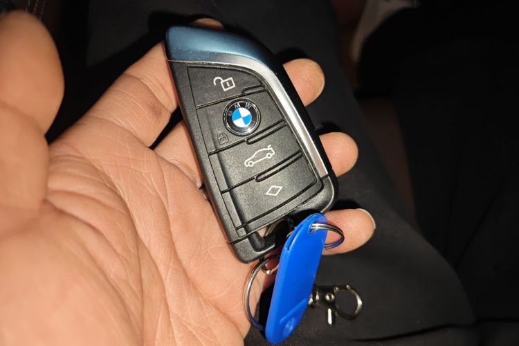 宝马X3 2021款 xDrive28i 豪华套装中控内饰11